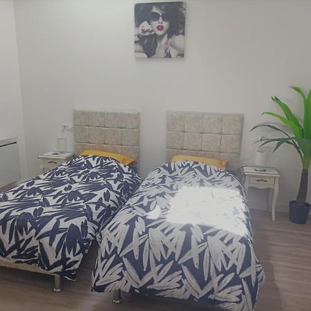 7 Minutes De L'Aeroport Cdg 4 Bed and Breakfast Thieux  Eksteriør billede
